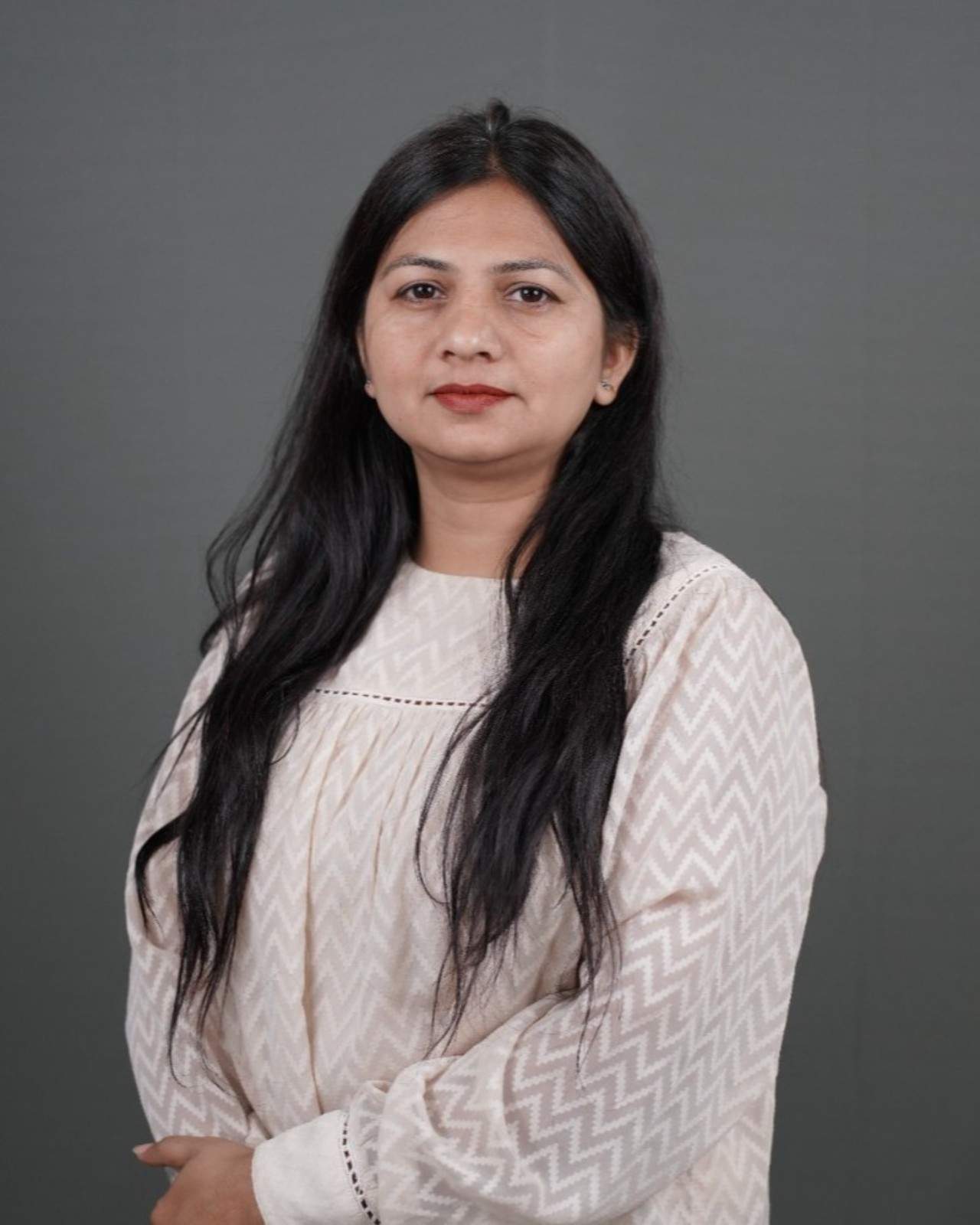 Ms. Manisha Kalra 